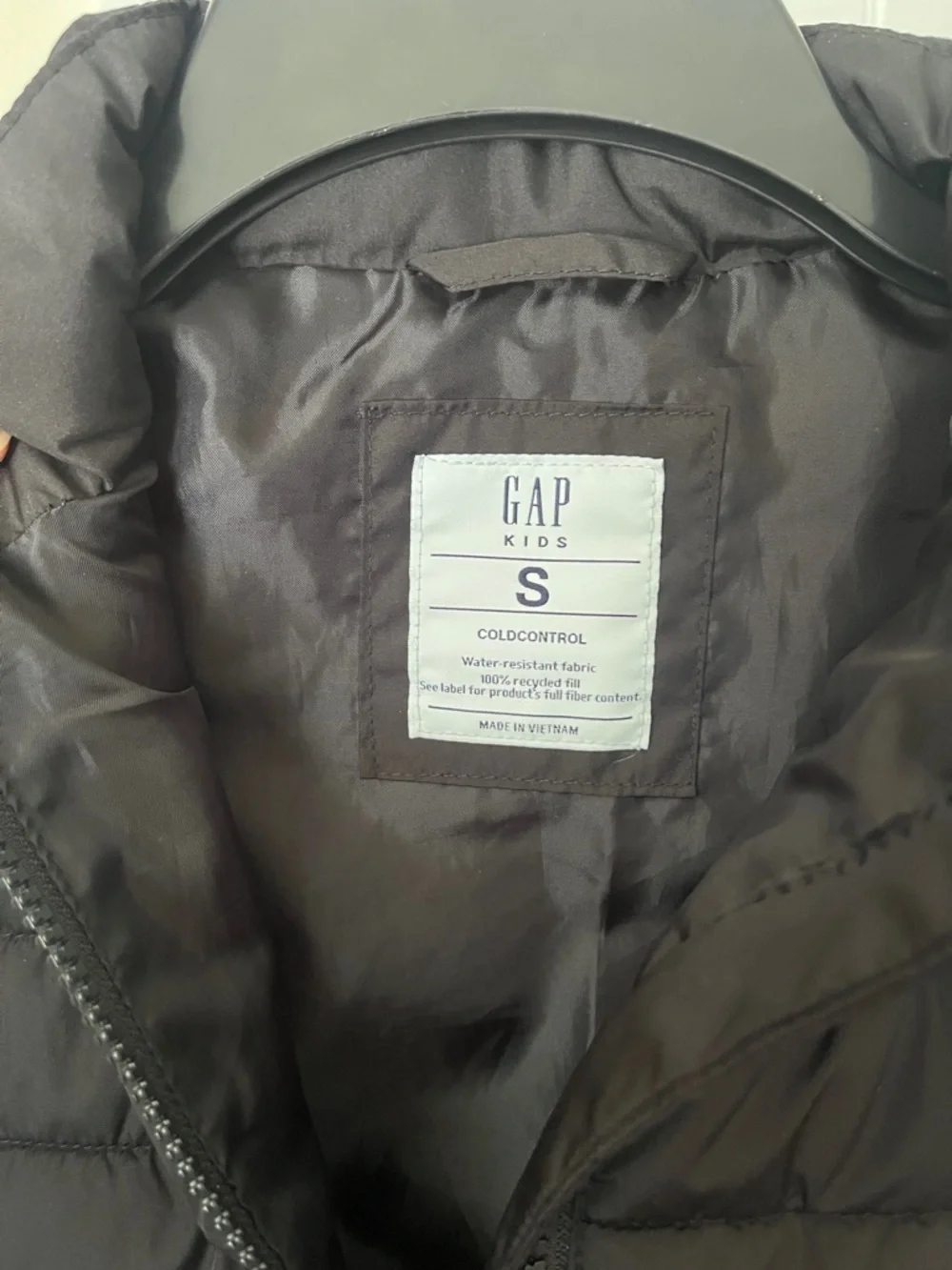 GAP ColdControl Black Quilted Puffer Vest Full Zip, Boys Sz Small